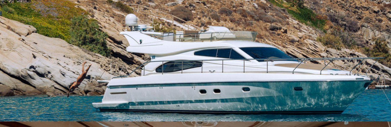 IL TUTTO Ferretti 480 luxury yacht in Mykonos
